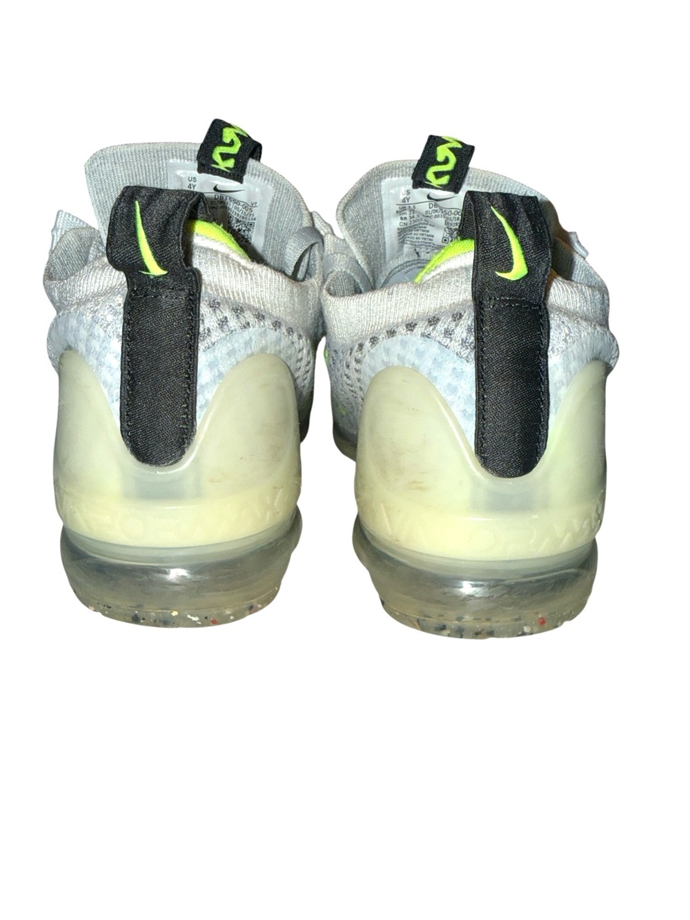 Nike Air Vapormax 2021 Flyknit, Size Big Kid 4Y - Picture 4 of 6